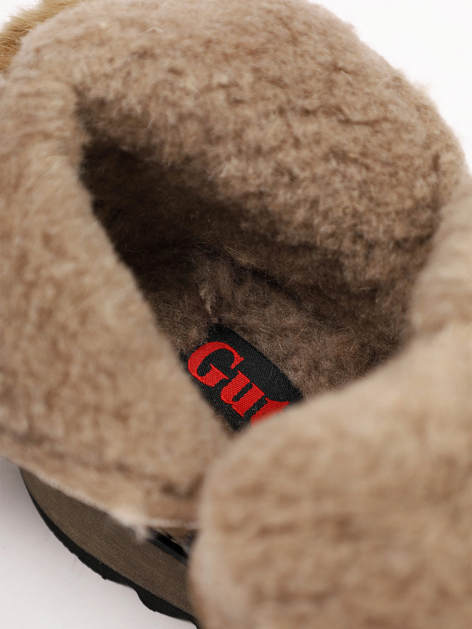 Ботинки бежевого цвета с двумя боковыми молниями